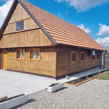 Krnjak Ruralna Kuca Za Odmor Kablarovo Brdoゲストハウス エクステリア 写真